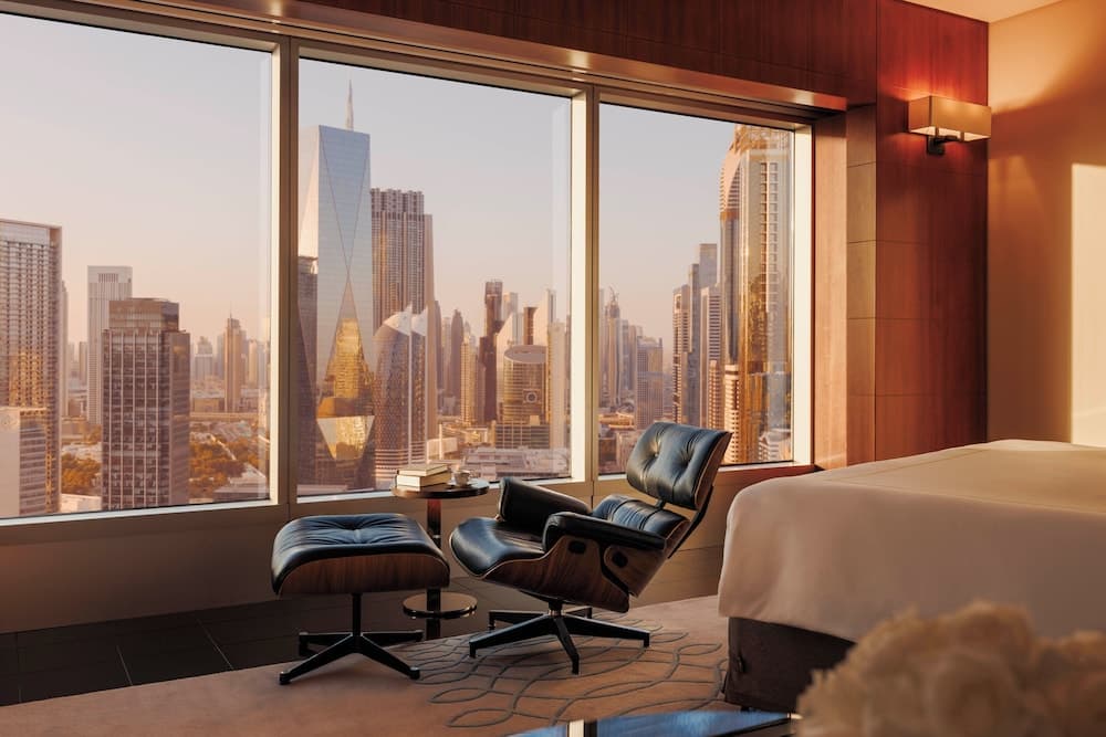 Jumeirah Emirates Towers Dubai — 24