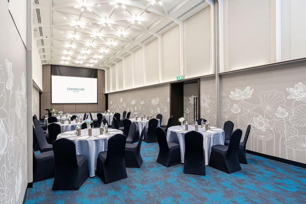 Centara Life Hotel Bangkok Phra Nakhon — 10