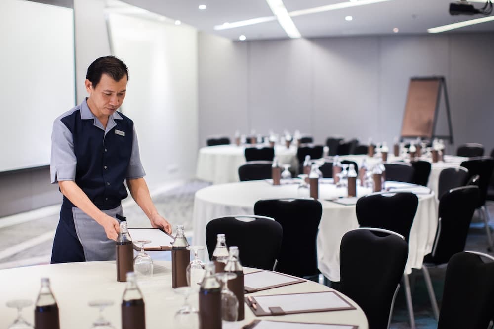 Centara Watergate Pavilion Hotel Bangkok — 27