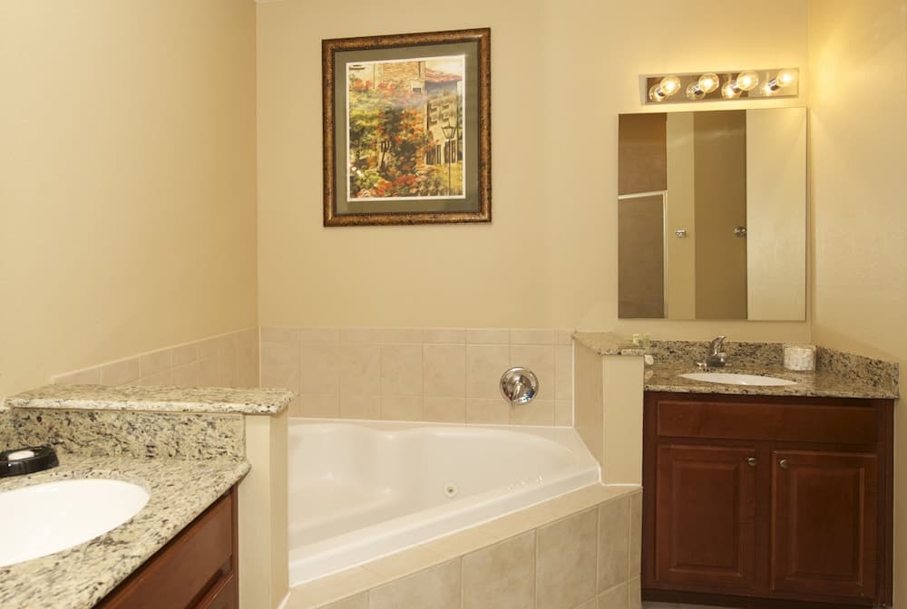 WorldQuest Orlando Resort — 17