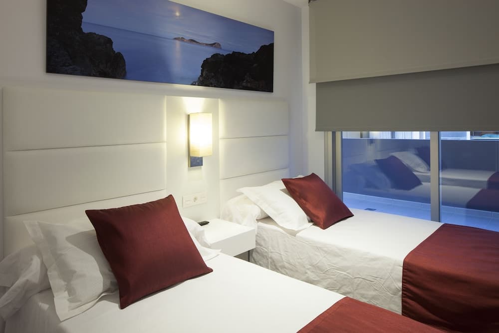 AxelBeach Ibiza Spa & Beach Club - Sólo Adultos — 2
