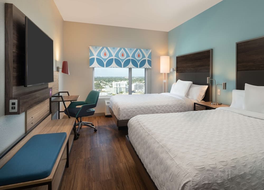 Tru by Hilton Fort Lauderdale Downtown — 11