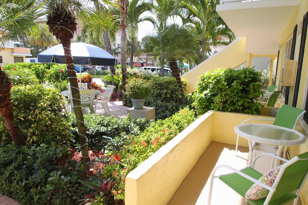 Sea Spray Inn — 2