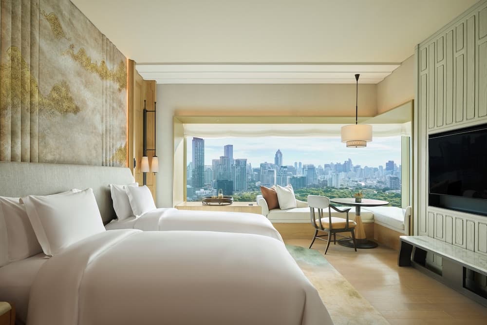 Dusit Thani Bangkok — 14