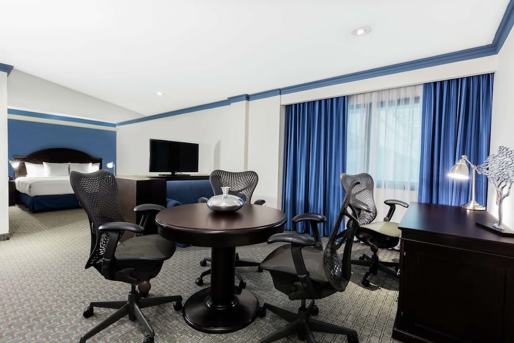 Hilton Mexico City Airport — 26
