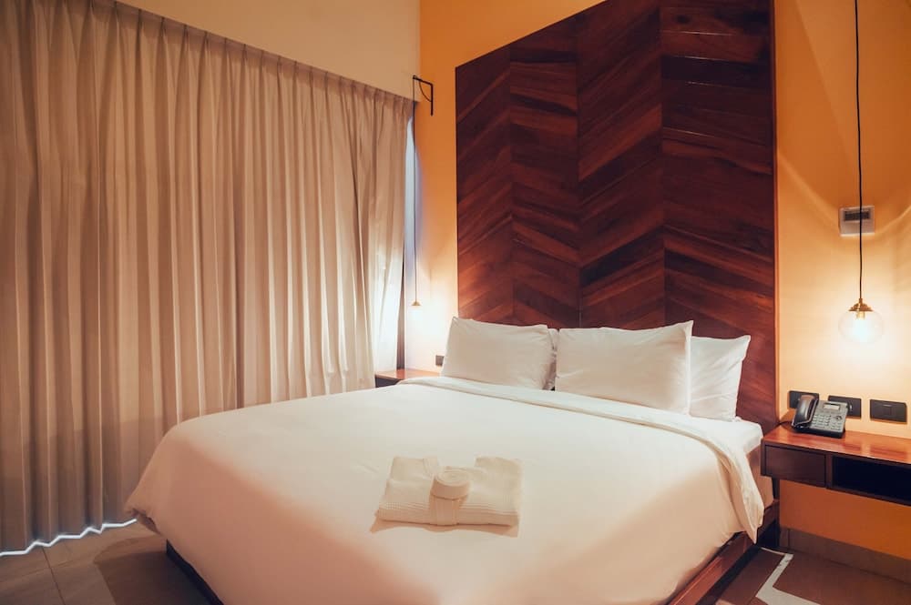 CALIXTA Hotel — 19