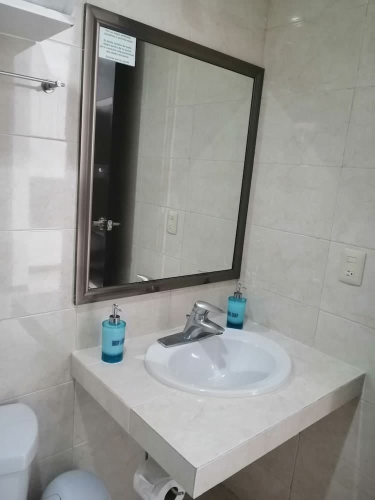 Hotel Plaza Playa - Near Playa del Carmen Main Beach — 25