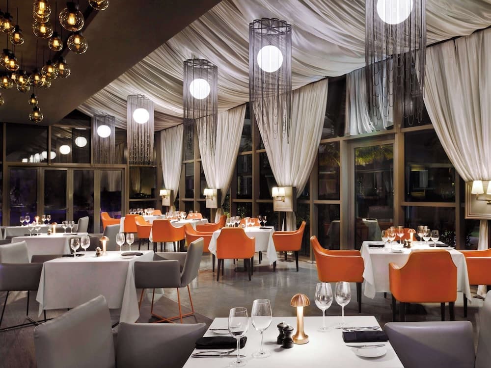 Mövenpick Hotel Jumeirah Beach — 26