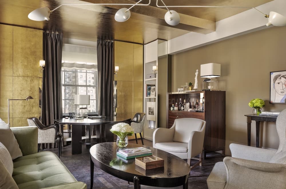 The Carlyle, A Rosewood Hotel — 10