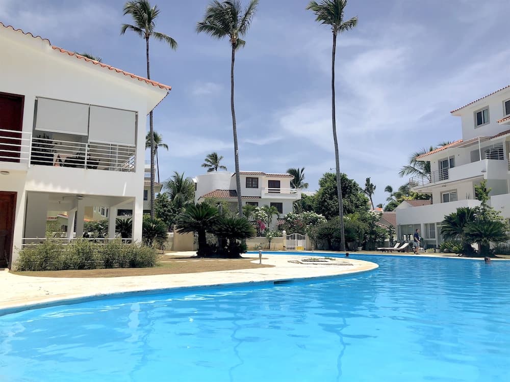 Las Terrazas VIP Pool Beach Club & Spa — 2
