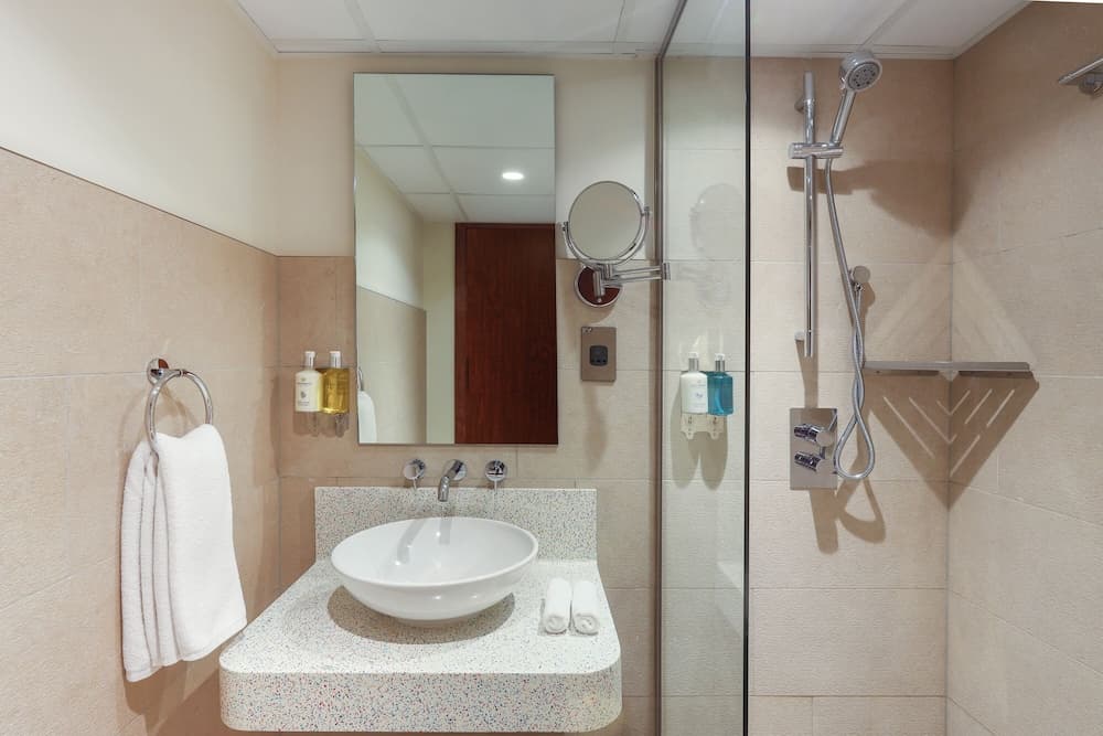 Queen Elizabeth 2 Hotel by Accor — 11
