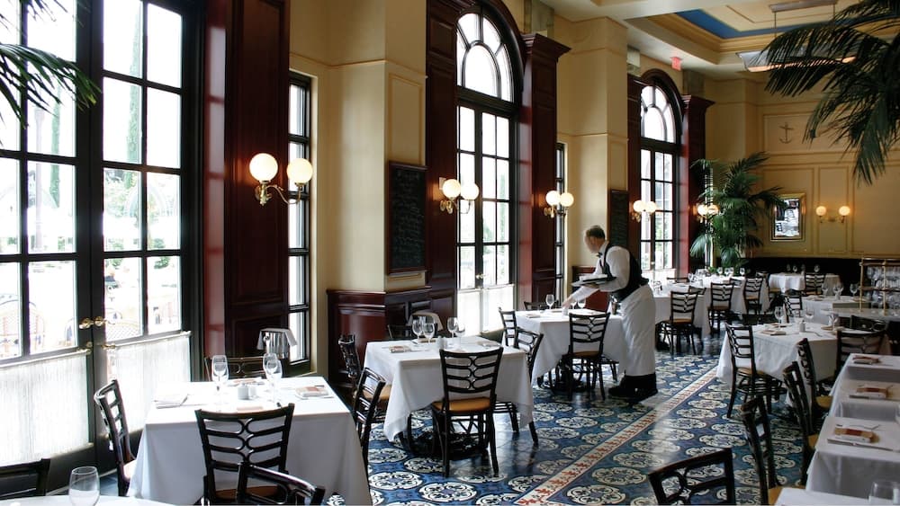 The Venetian Prestige Club Lounge — 11