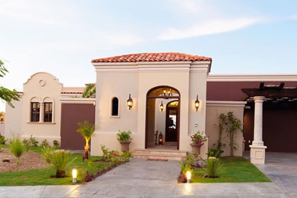 3BR Great View Luxury Villa at Cabo San Lucas — 1