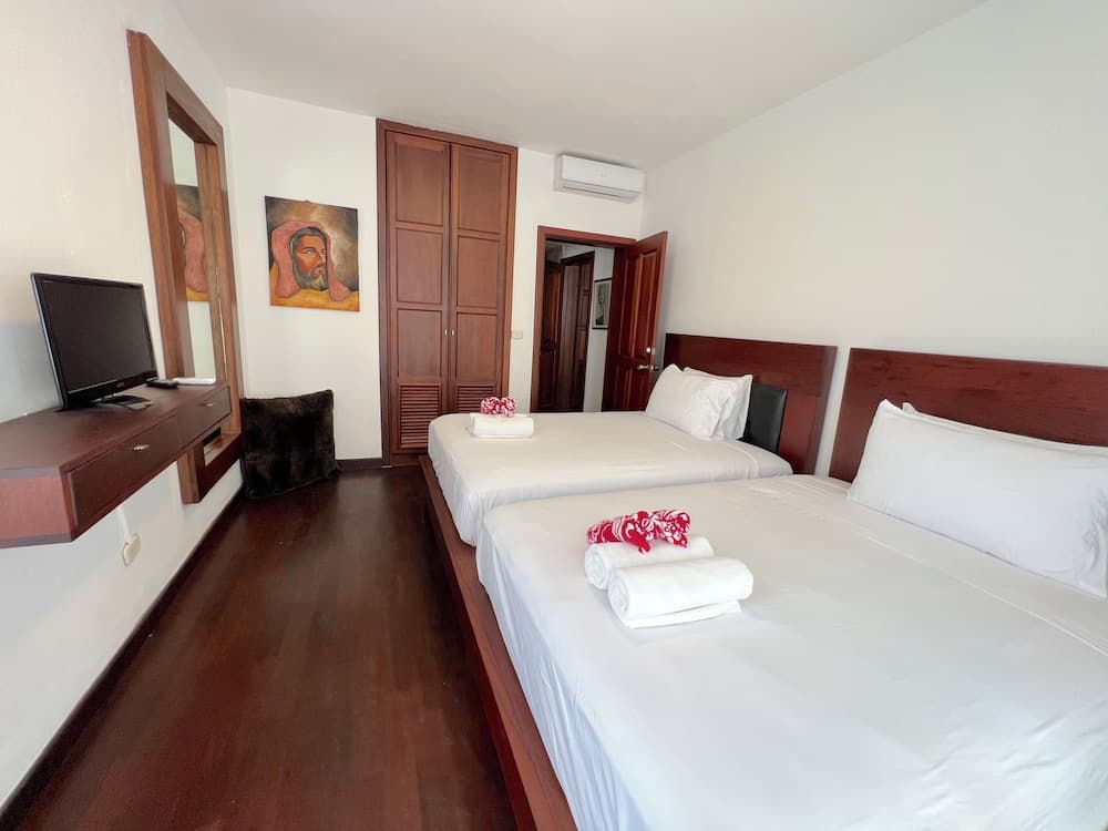 LAS TERRAZAS - POOL VIEW SUITES — 23