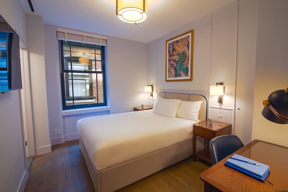 Hotel Belleclaire — 22