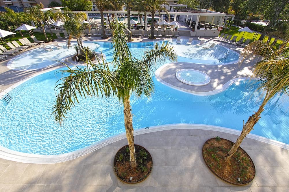 BG Hotel Caballero — 16