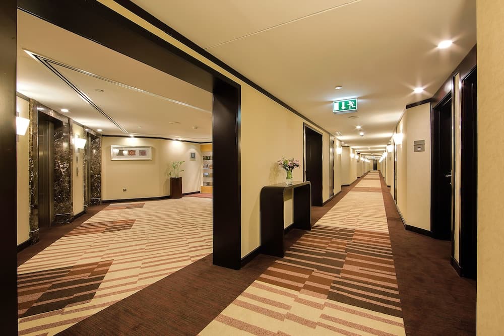 Ramada Plaza by Wyndham Dubai Deira — 23
