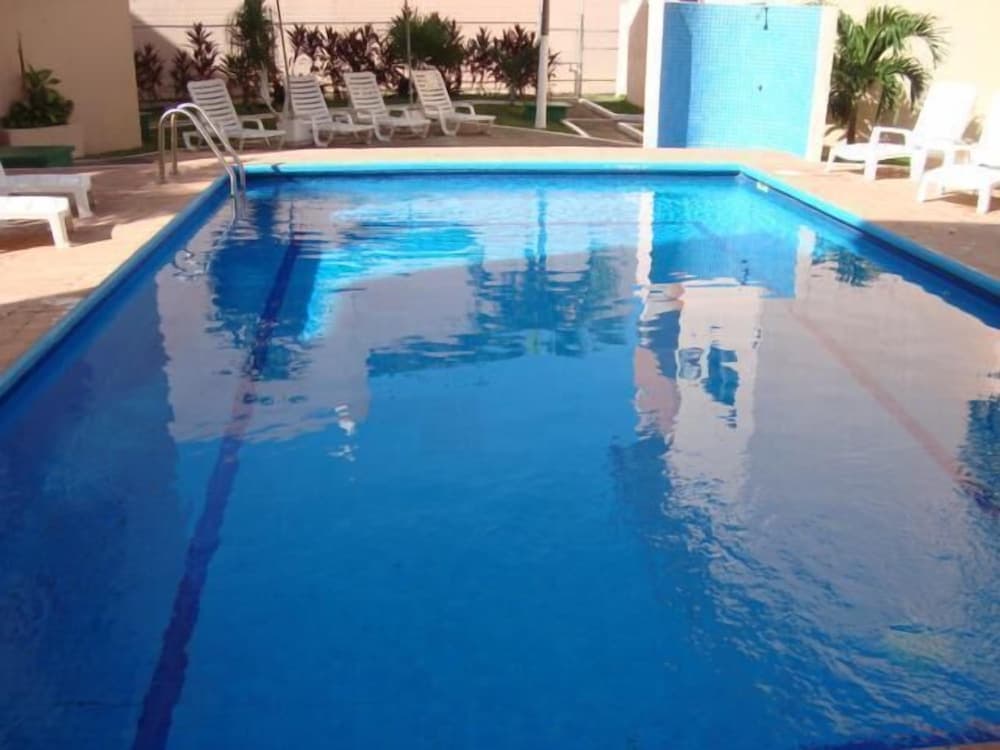 Gran Laguna Real — 15