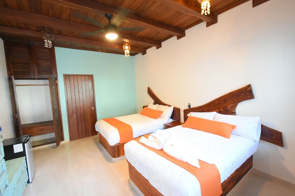Hotel Hacienda Dos Ojos — 6