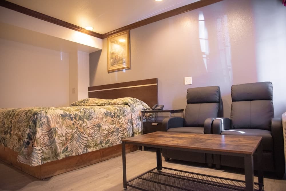 Starlight Inn La Brea — 21