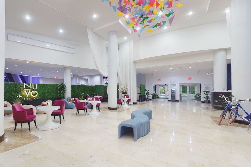 Nuvo Suites Hotel — 4