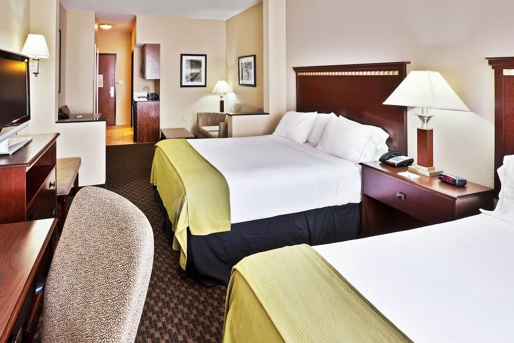 Holiday Inn Express & Suites Miami, ein IHG Hotel — 4