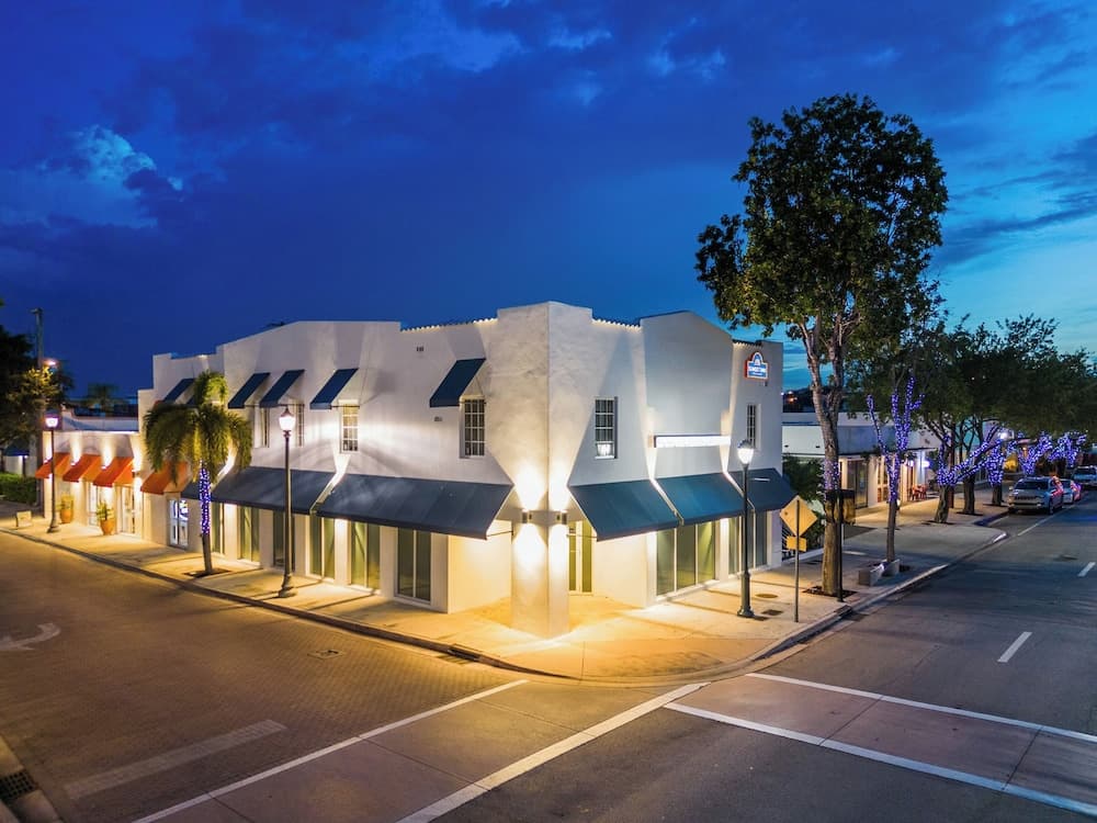 The Sunset Inn-South Miami — 30