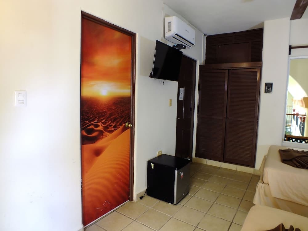 Sahara Hotel — 29
