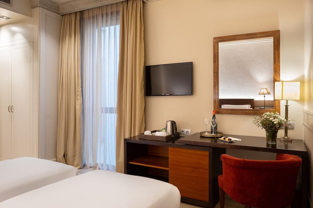 Duquesa de Cardona Hotel 4 Sup by Duquessa Hotel Collection — 11
