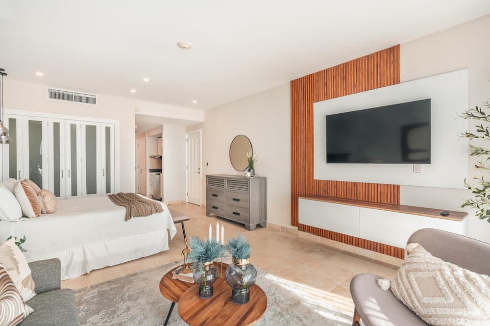 Modern Studio With Ocean View in Punta Palmera — 8