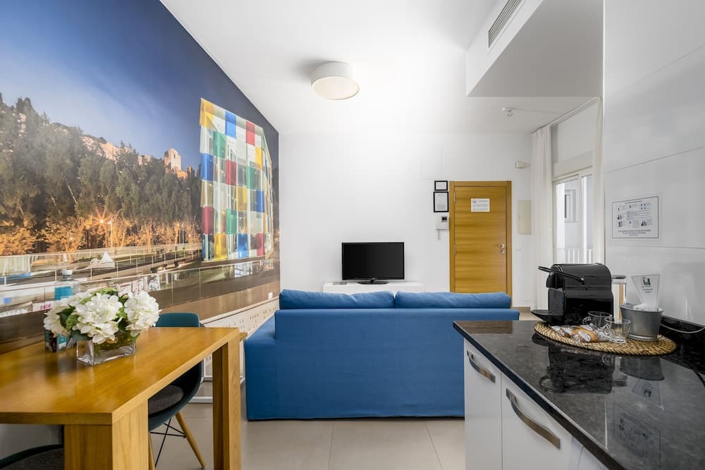 Suites del Pintor Appartamenti — 11
