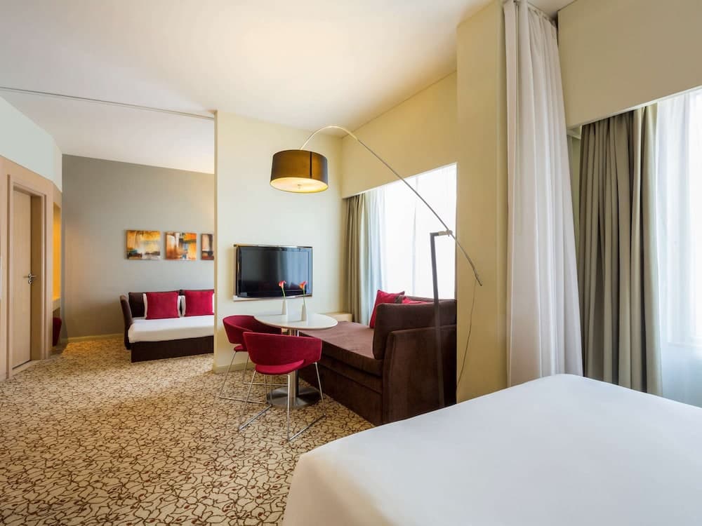 Novotel Suites Mall Avenue Dubai — 30