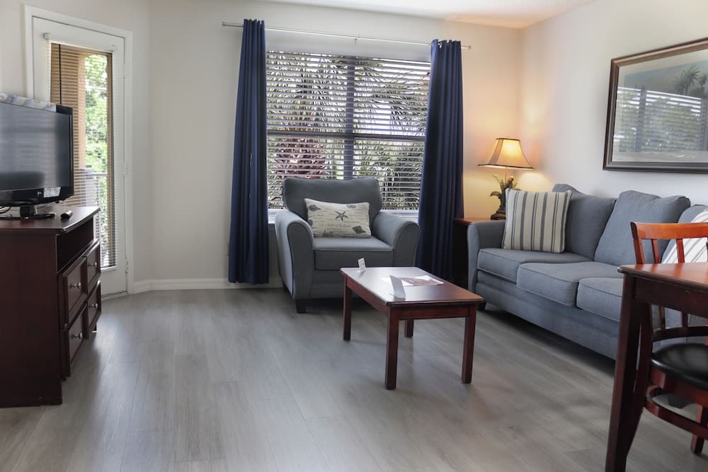 Parc Corniche Condominium Suite Hotel — 22
