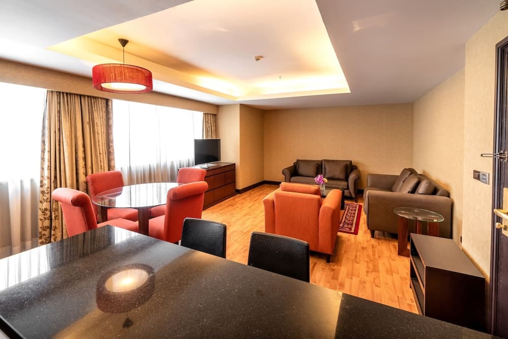 Residences Rembrandt Bangkok — 11