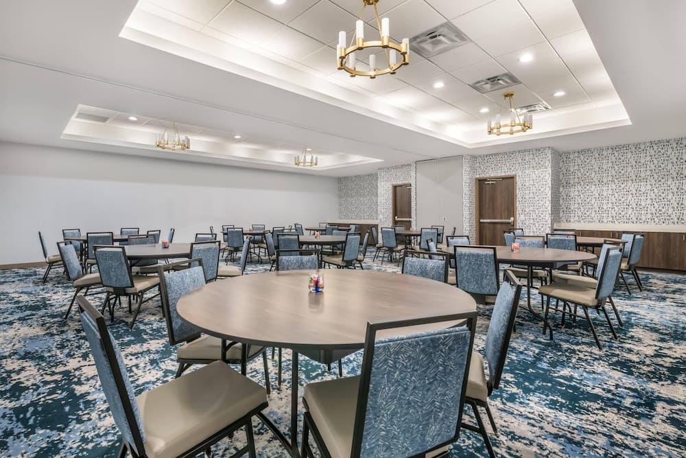 Cambria Hotel Tampa-Brandon — 17