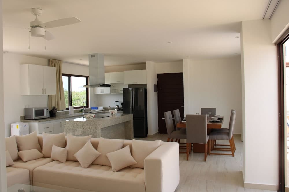 Blue Luxury Kukulkan — 11