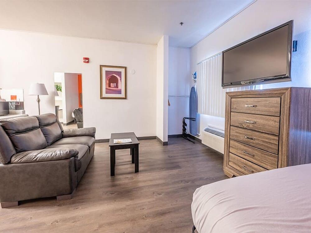 Siegel Select Las Vegas Blvd. — 14