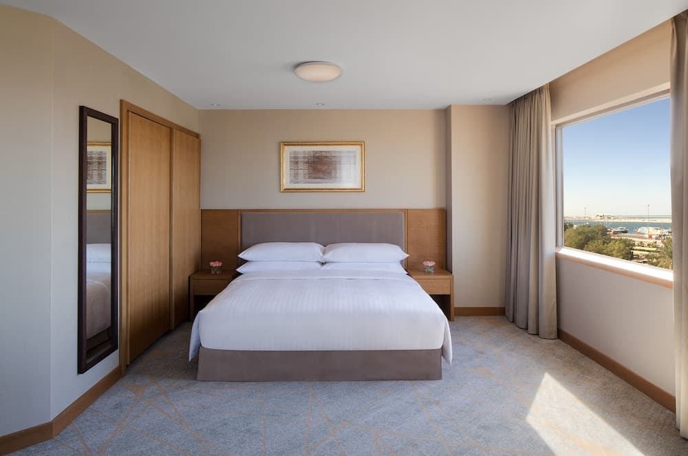 Hyatt Regency Galleria Residence Dubai — 10