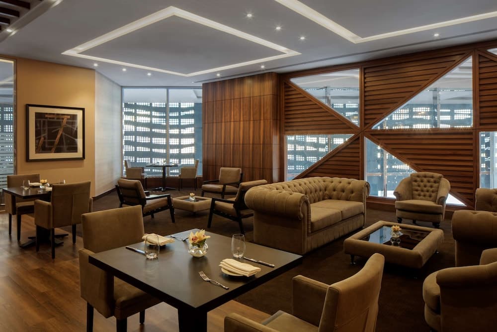 Radisson Blu Hotel Dubai Waterfront — 24