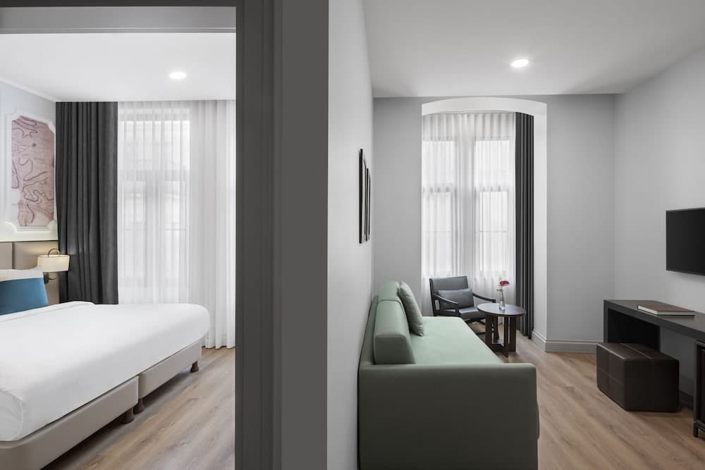 Akka Suites Taksim — 7