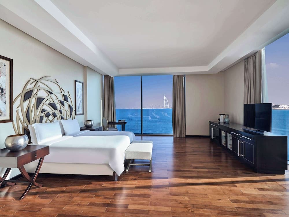 Rixos The Palm Hotel & Suites — 26