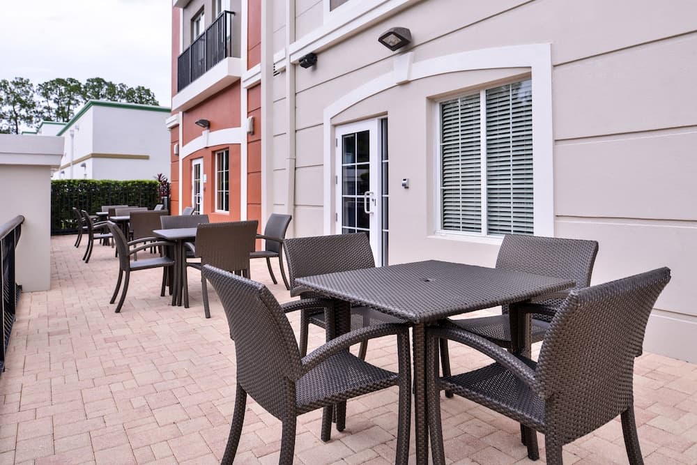 Holiday Inn Express Tampa N I-75 - University Area by IHG — 25