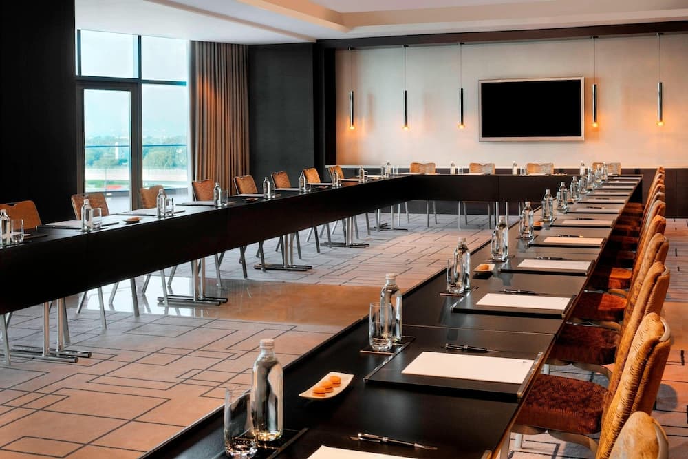 JW Marriott Marquis Hotel Dubai — 9