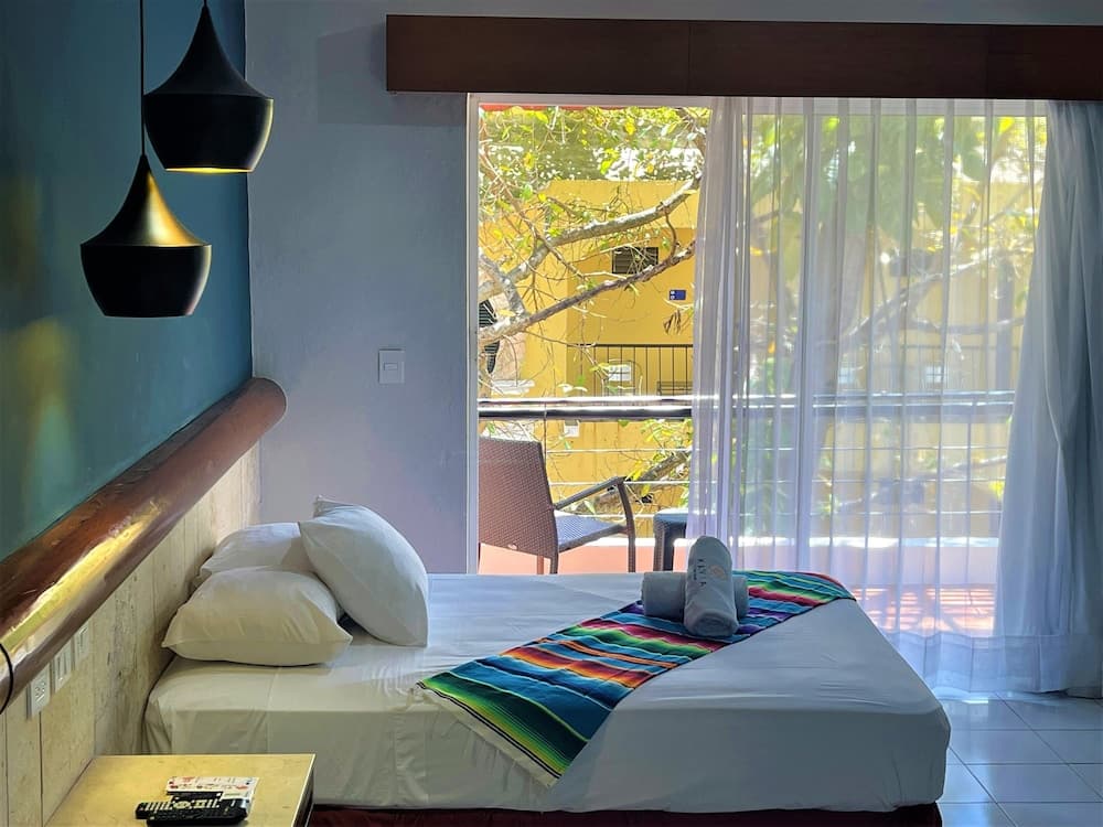 Hotel Mariachi by Kavia 5th Av — 22