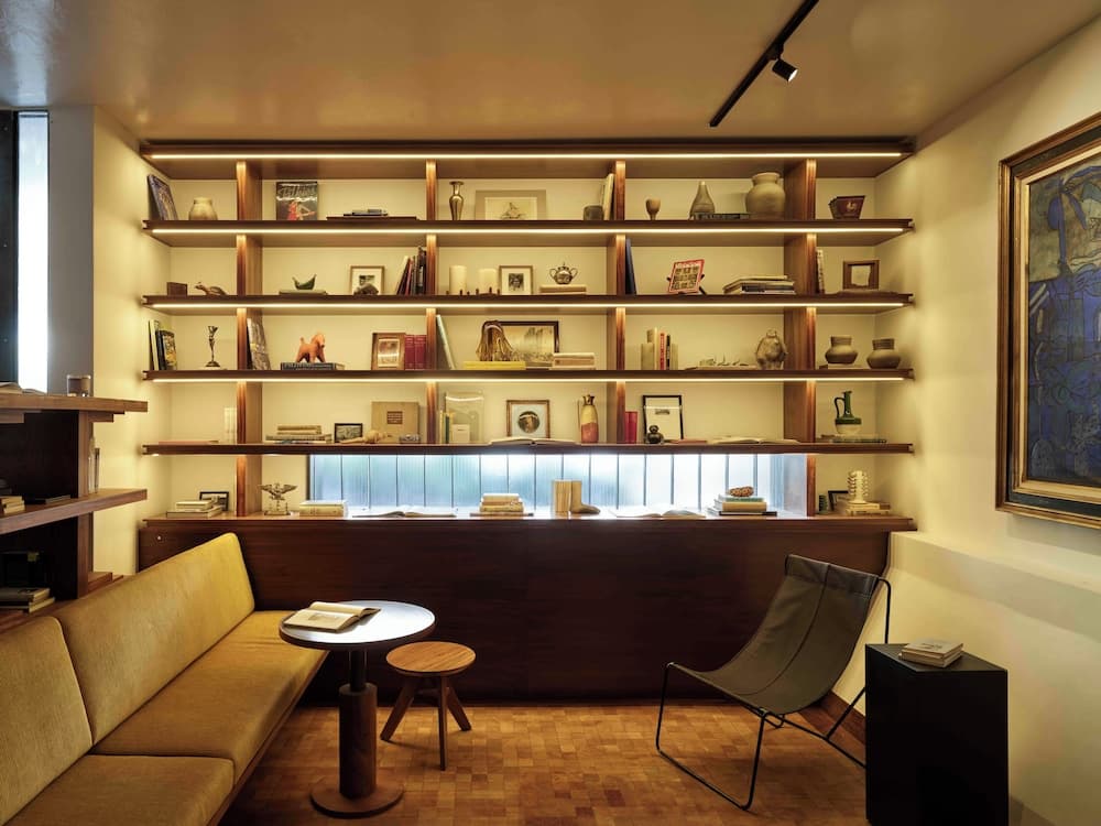 Hotel Dama — 19