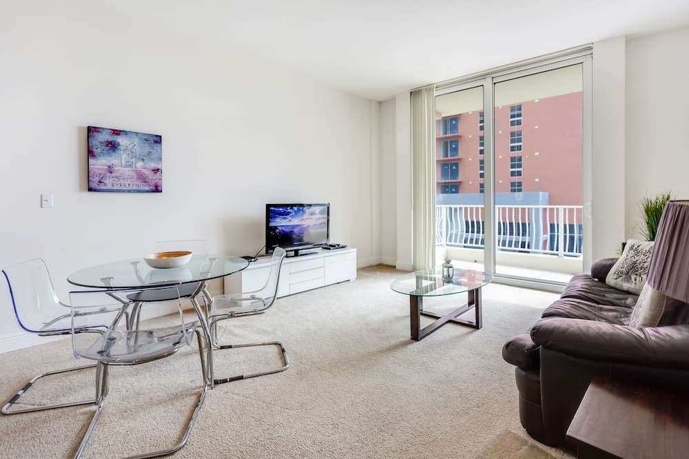 Towers of Dadeland by Miami Vacations — 14