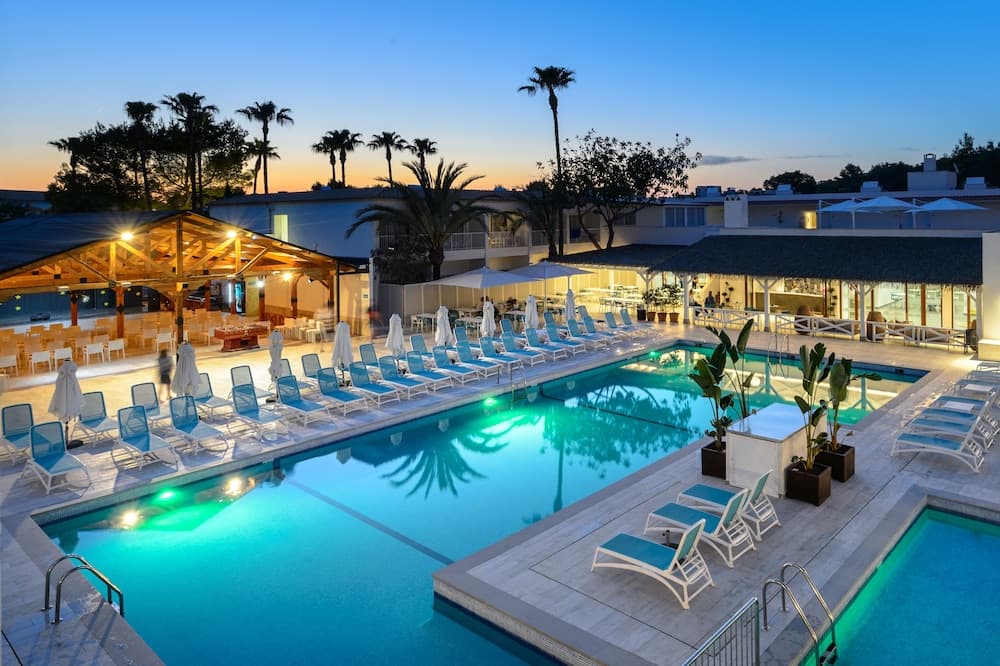 Hotel Vibra Cala Tarida — 1
