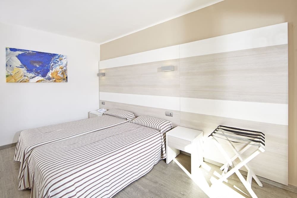 AHOI! Urban Beach Hotel — 4