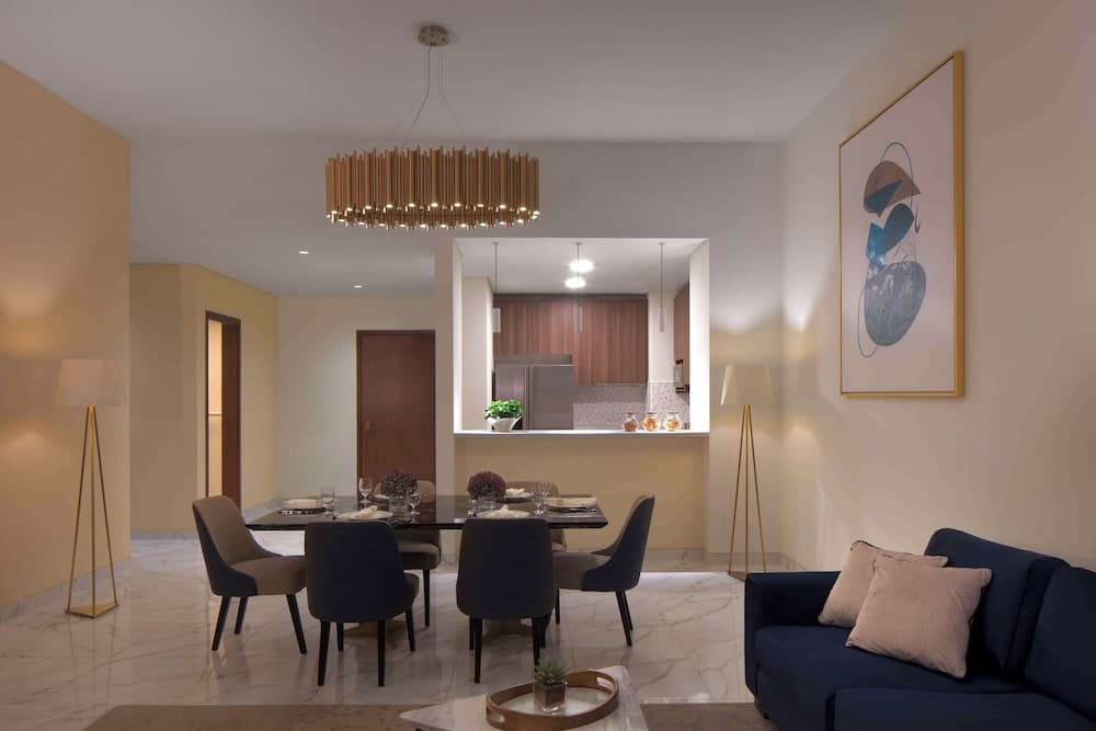 Avani+ Palm View Dubai Hotel & Suites — 8