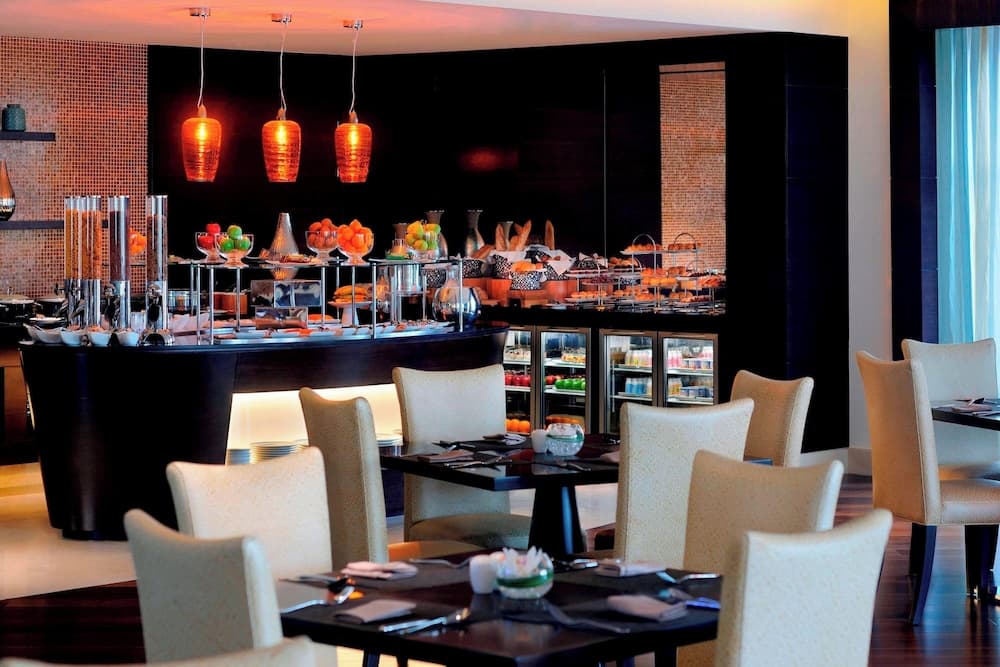 Marriott Hotel Al Jaddaf, Dubai — 5